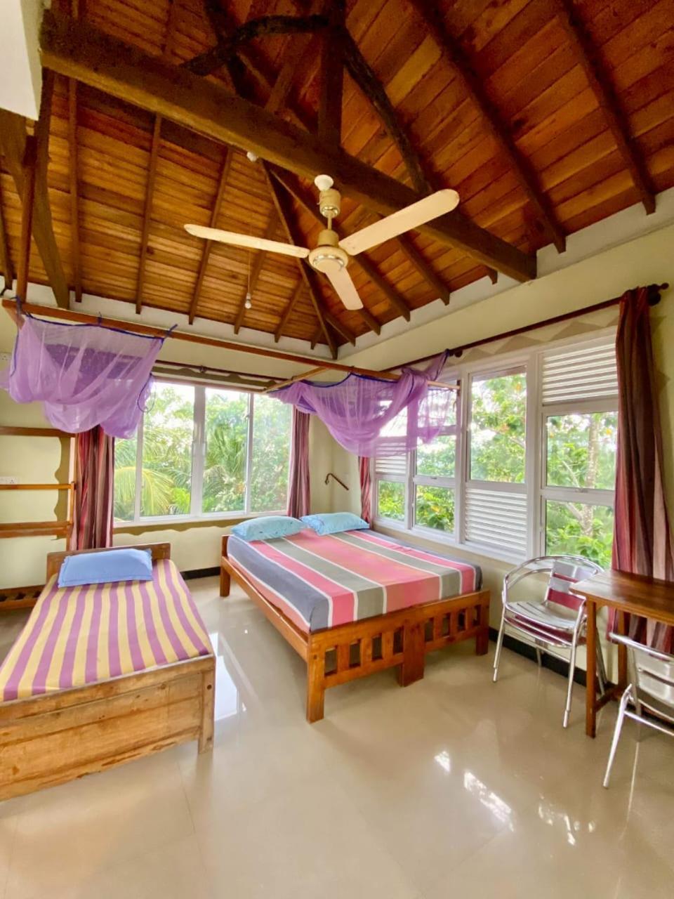 Beach Hut 아루감 베이 외부 사진