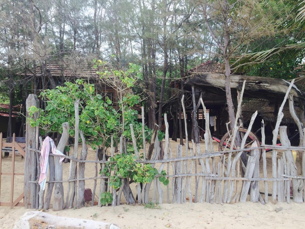 Beach Hut 아루감 베이 외부 사진