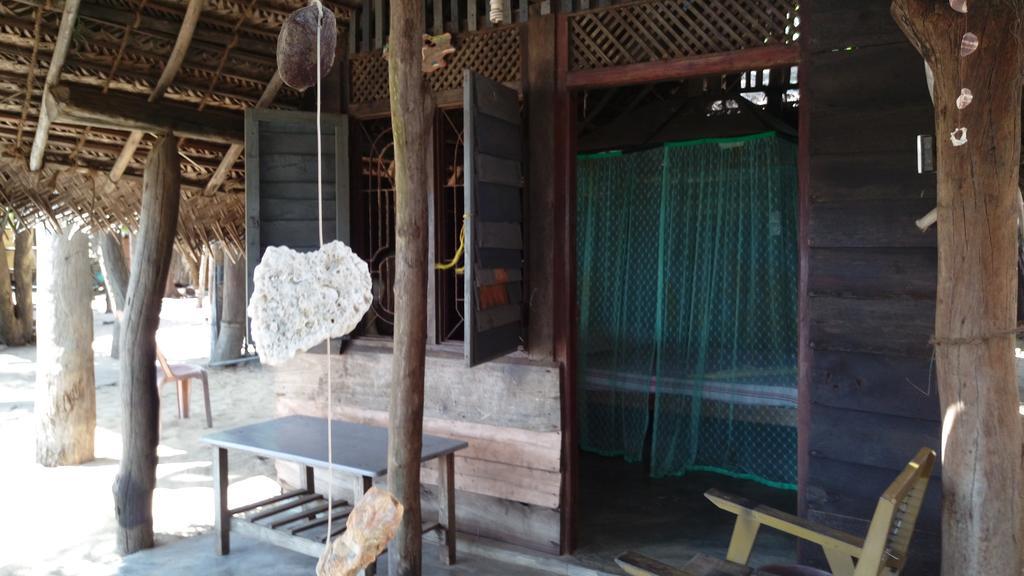 Beach Hut 아루감 베이 외부 사진