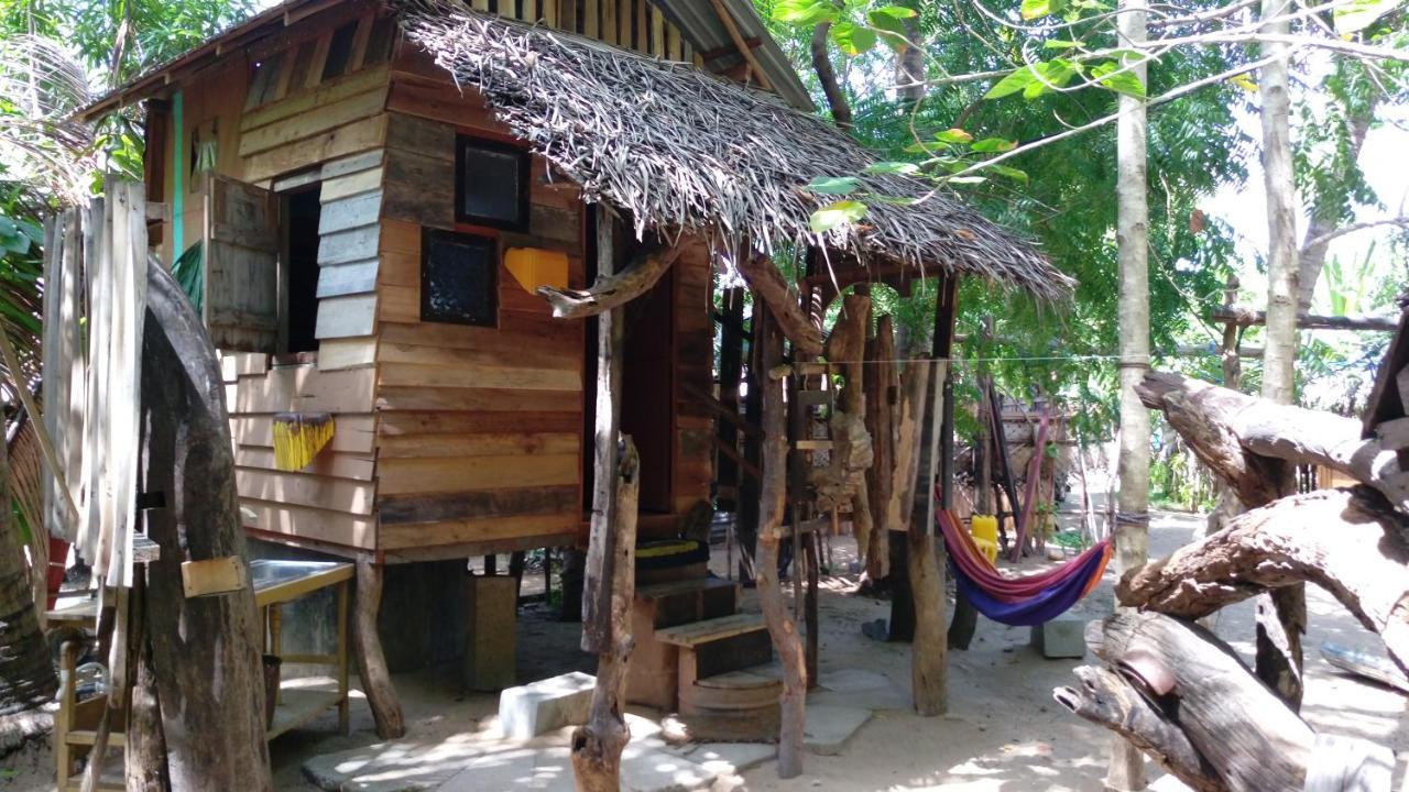Beach Hut 아루감 베이 외부 사진